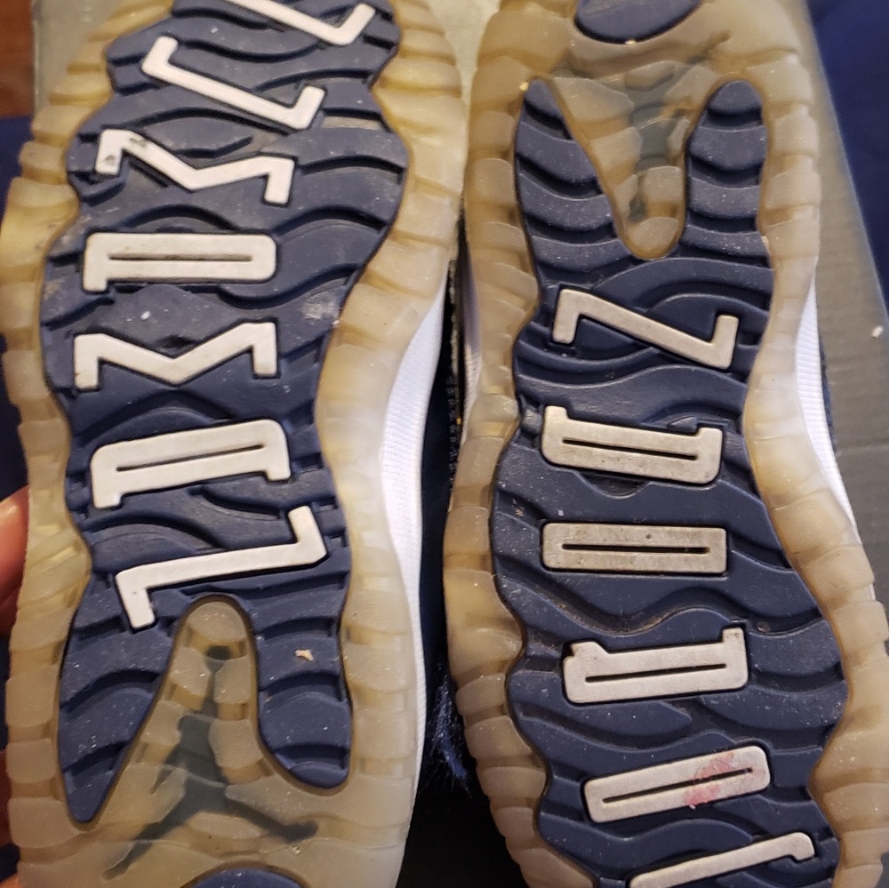 Boys Jordan - Picture 5 of 5